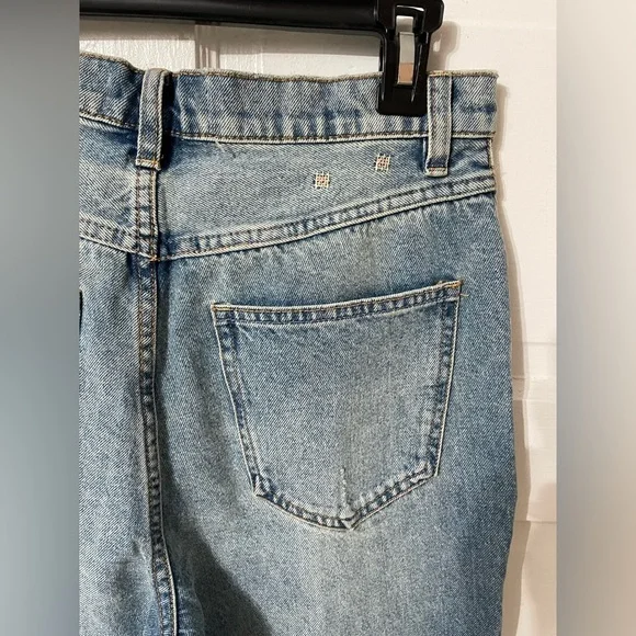 FREE PEOPLE STEINBECK PATCHED STRAIGHT LEG JEANS Size 27 - Picture 9 of 16